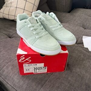 éS Accel Slim Arctic Blue